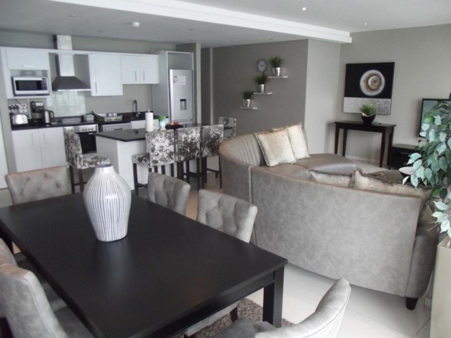 2 Bedroom Property for Sale in Beachfront Western Cape
